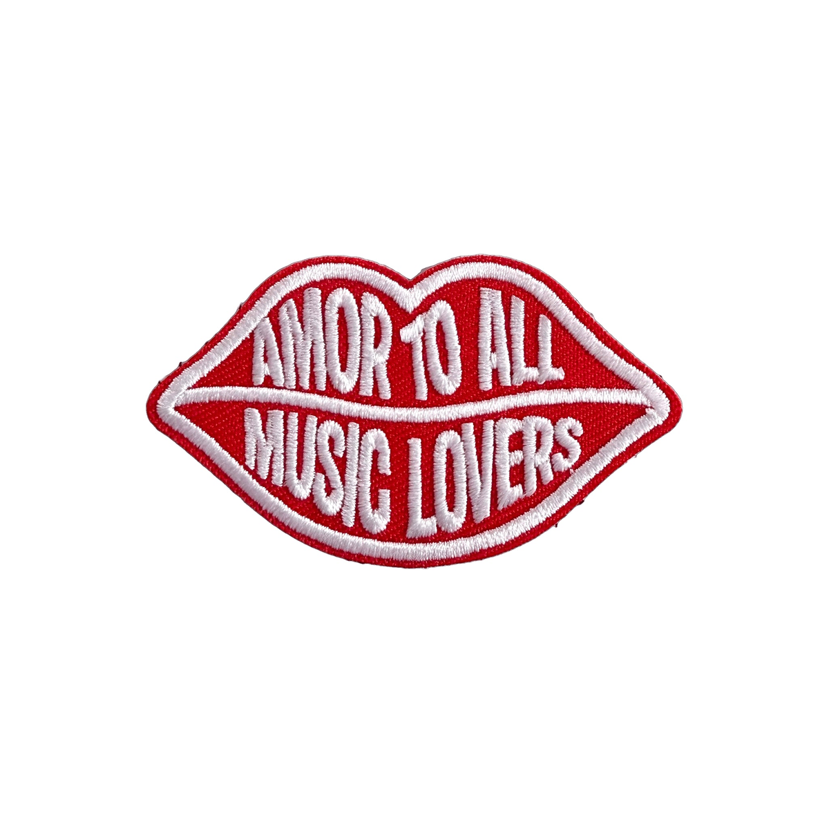 Patch brodé « Amor To All Music Lovers » à dos velcro pour casquette MUZO, édition limitée MUZO × Playa Amor